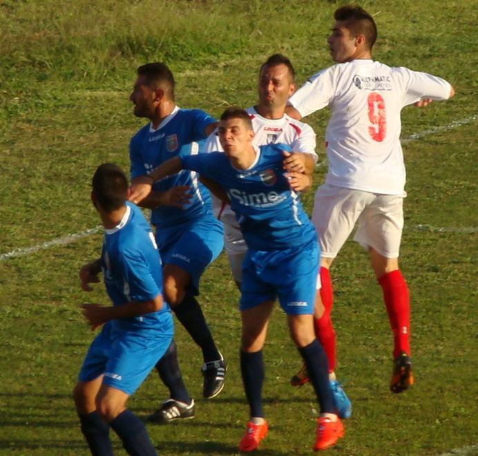 Valledoria timoroso, il derby al Castelsardo 