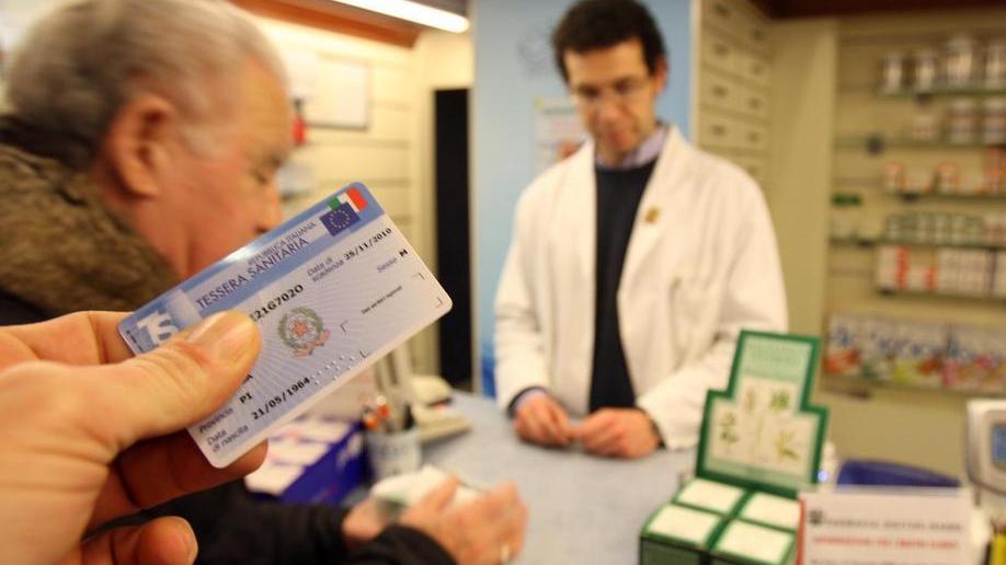 Addio autocertificazione, in 48mila a rischio stangata sul ticket