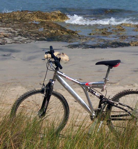 La Sardegna vera la vedi solo da una bici 