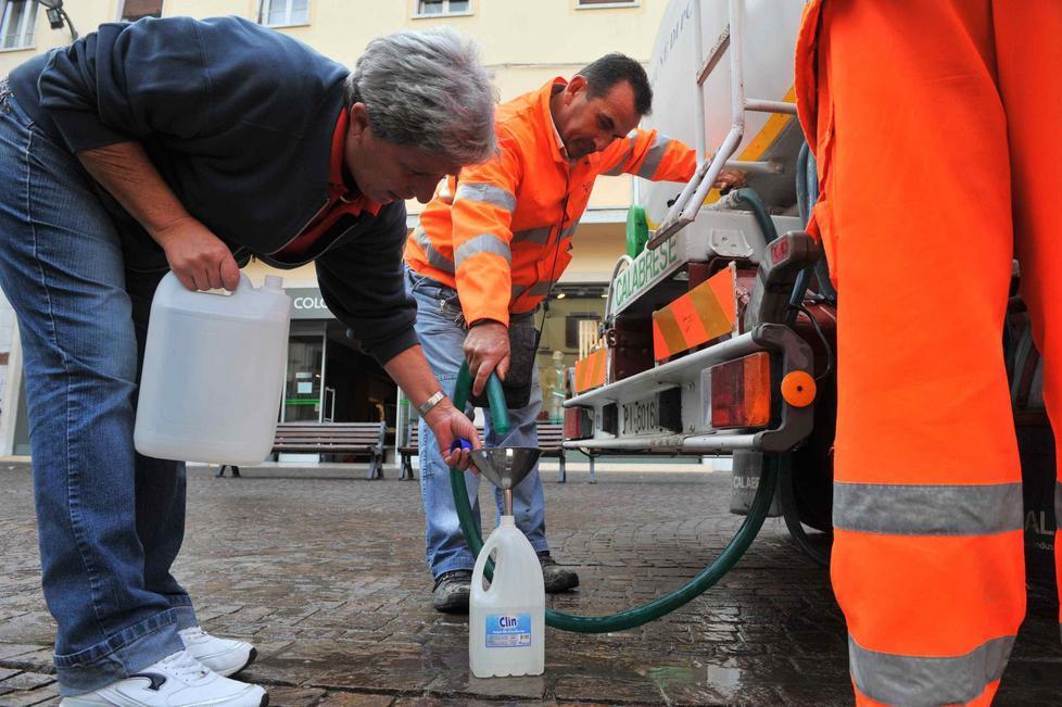 Vecchiano, tre frazioni rimaste senz’acqua 
