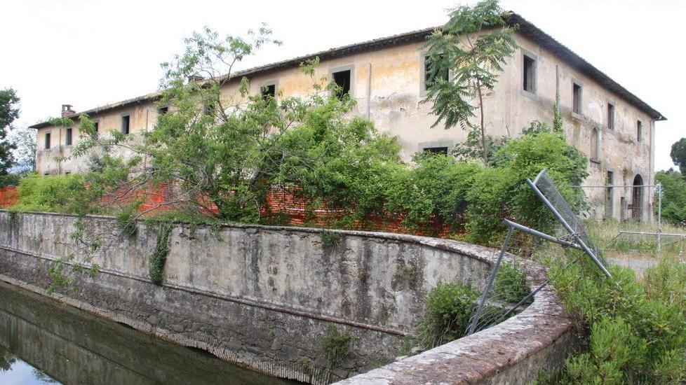 Gonfienti, Cascine di Tavola, Pecci e il potenziamento della polizia municipale