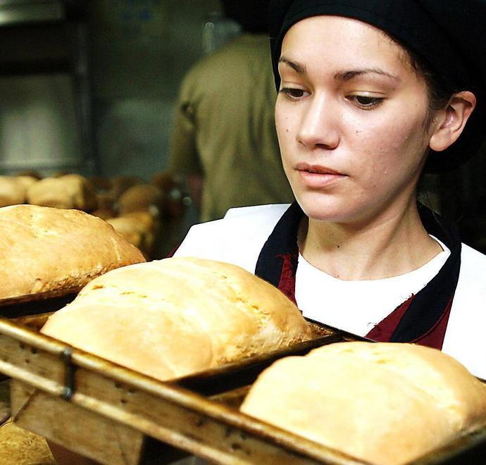 Assunzioni: meno 13% La disoccupazione dilaga 