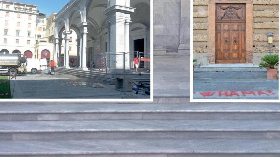 Un ex prete denunciato per le scritte “W Hamas”