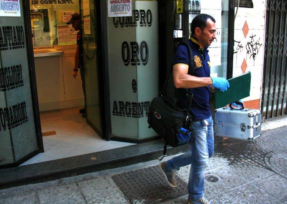 Tenta la rapina al Compro Oro: in cella 