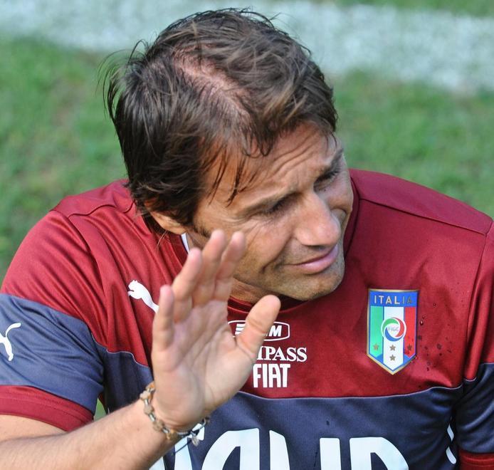Conte subito all’attacco: «Troppi stranieri» 