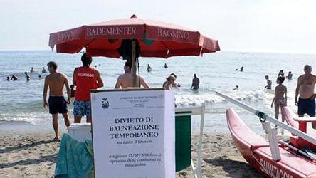 Bagni vietati a Marina di Massa e al Cinquale