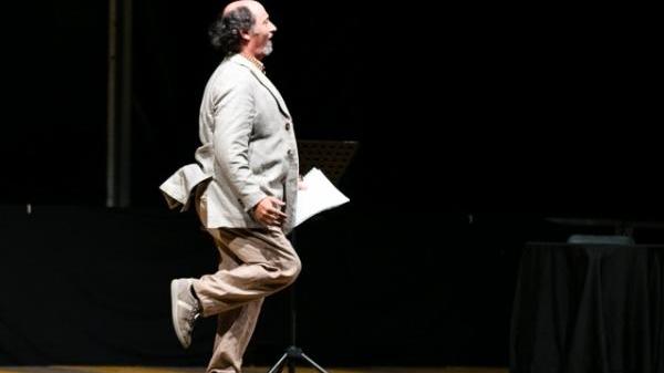 Antonio Cornacchione: salta lo spettacolo previsto per questa sera (3 settembre) alla Festa dell'Unità
