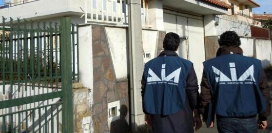'Ndrangheta e camorra si spartiscono immobili e aziende Mappa interattiva dei beni confiscati in Emilia-Romagna 
