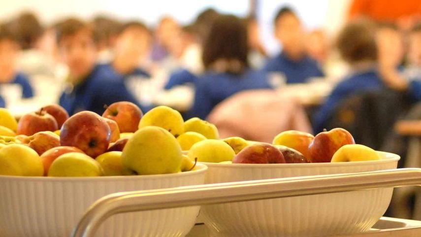La mensa scolastica torna in mano ai ristoratori locali