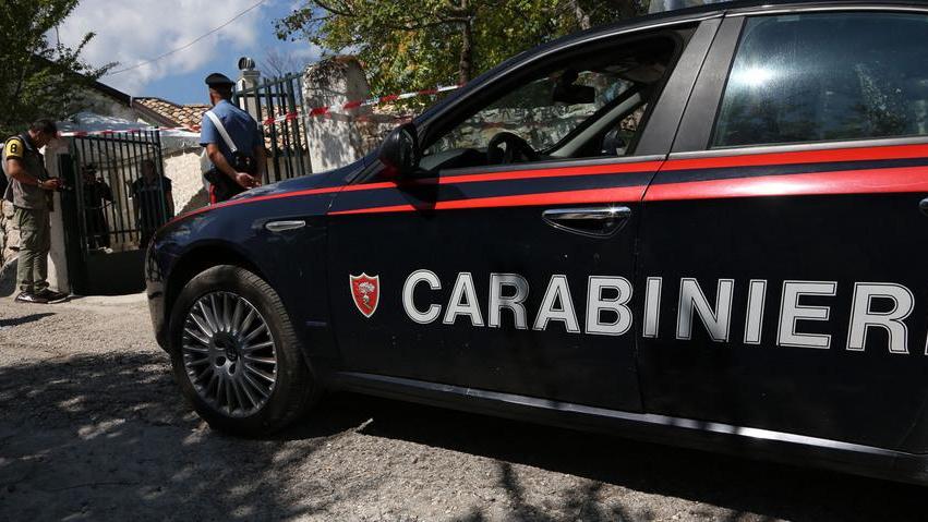 Tenta di baciare una bimba Arrestato un sessantenne