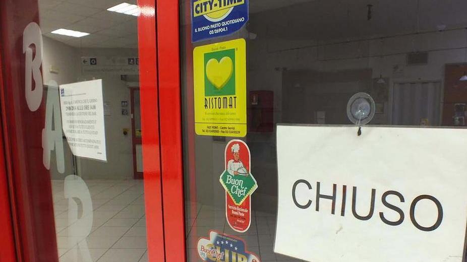 Chiuso il bar a Villamarina Forti disagi all’ospedale