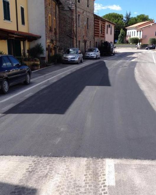 Arriva il nuovo asfalto nella dissestata via Masini