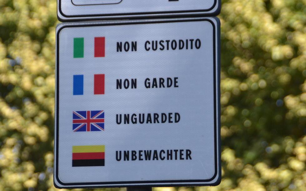 A stagione quasi finita arrivano carte e depliant 