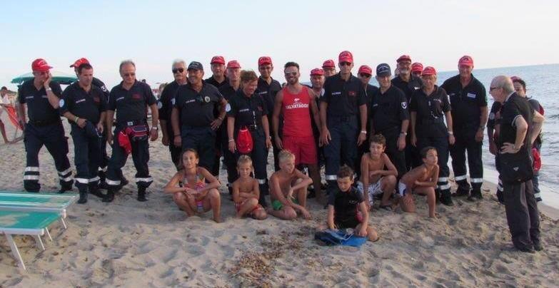 Protezione civile sulla spiaggia 