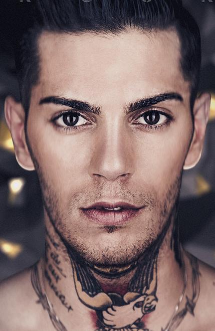 Il rap di Emis Killa venerdì a Sant’Elia 