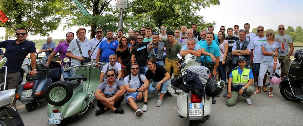 Successo del primo Vespa-raduno 