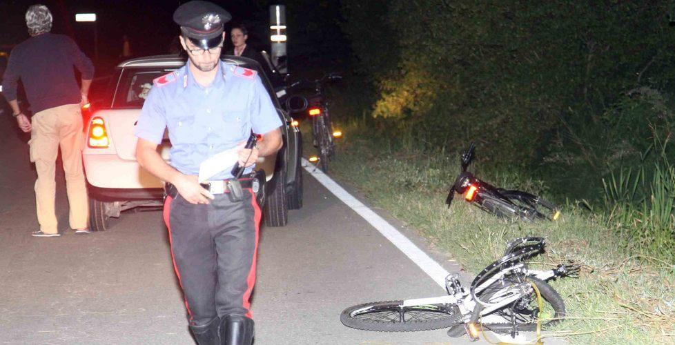 Travolto in bici, 14enne resta gravissimo 