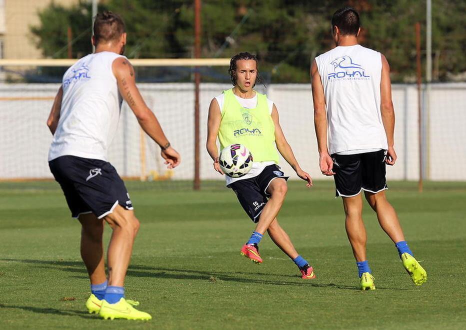 Maccarone e Aguirre ancora ai box, niente nazionale per Laxalt