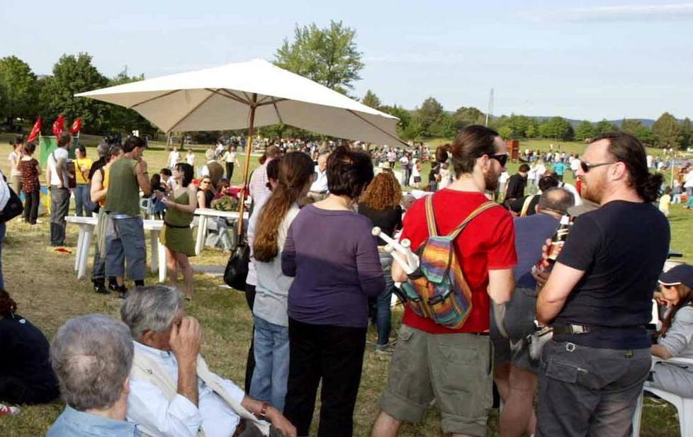 Musica, dibattiti, teatro e cucina così settembre si tinge... di rosso