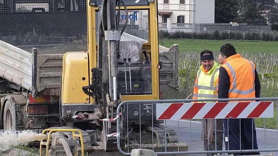 Residenti senz’acqua per le tubature rotte «Vanno sostituite»