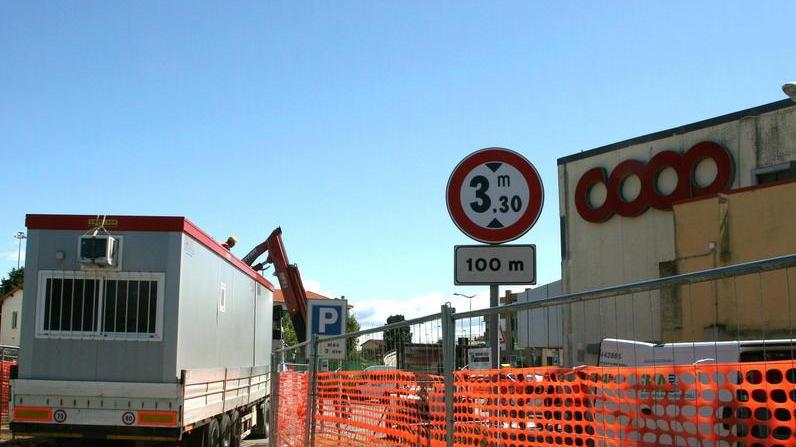 Coop chiusa due mesi con i 97 dipendenti in cassa integrazione