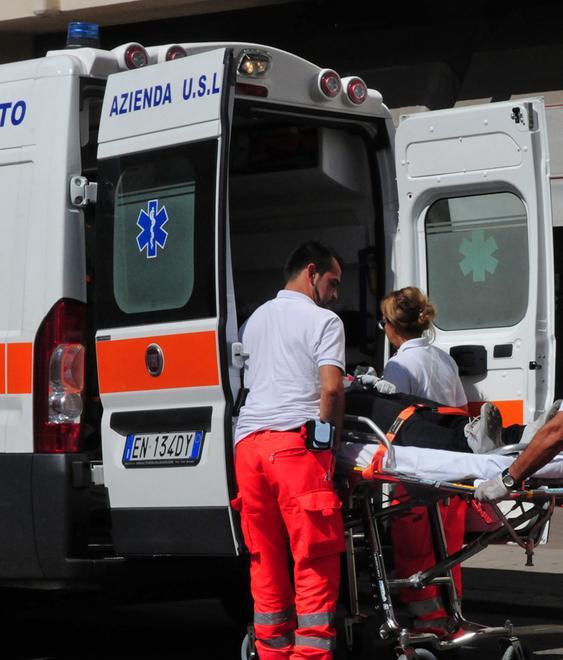 Giovane di Isili ustionato da una fiammata