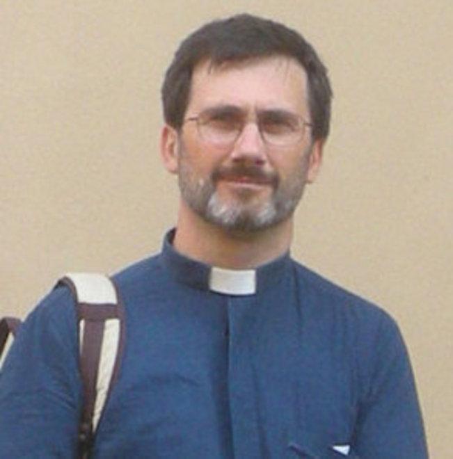 A Don Donegà il premio di poesia “Cala Petralana”