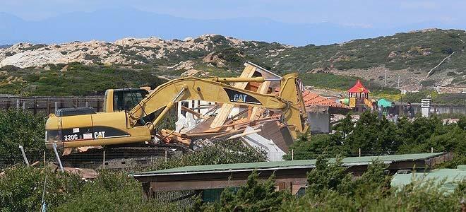 Ruspe ferme in Gallura, stop al 90 per cento delle demolizioni 