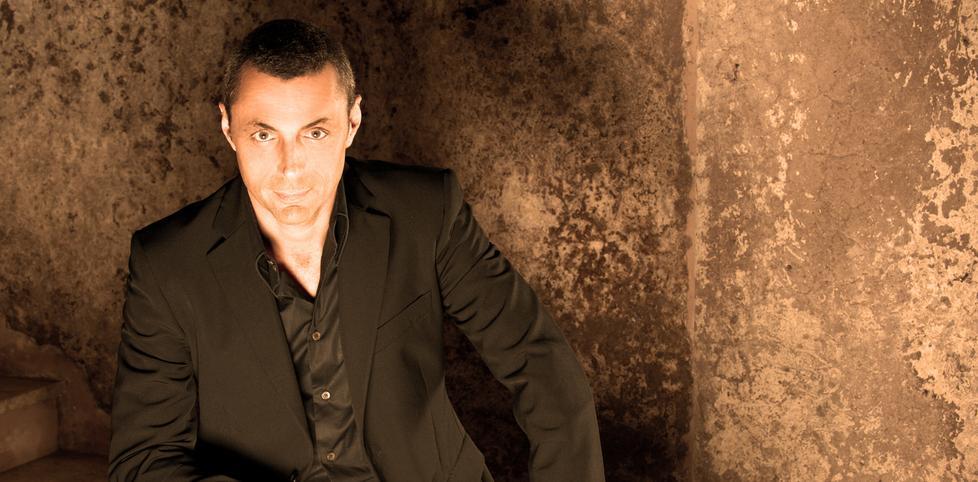 Alex Britti “porta tutti a ballare” 