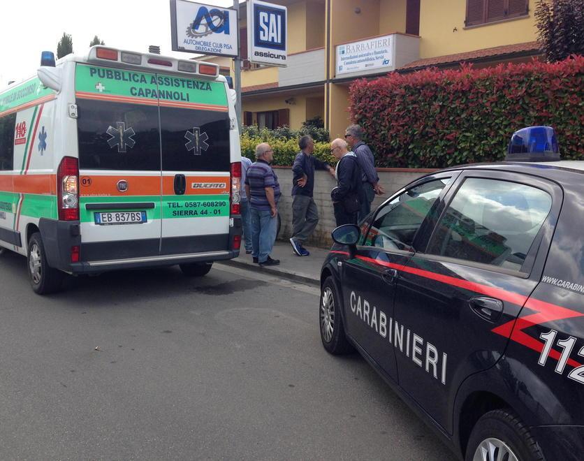 Colpo di mannaia sulla mano dall’amico invitato a cena 