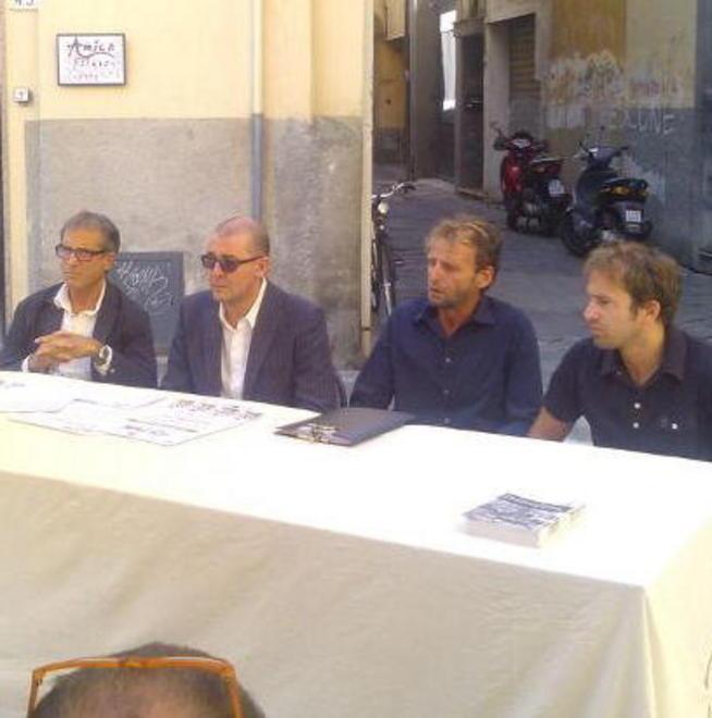 Mercatino del riuso, l’utile dove non t’aspetti