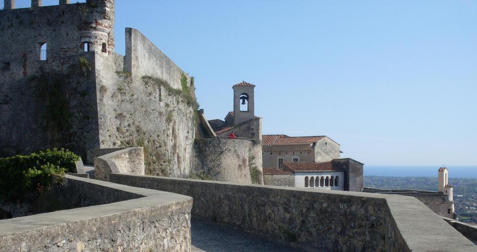 Ora il Comune “si prende” il Castello 