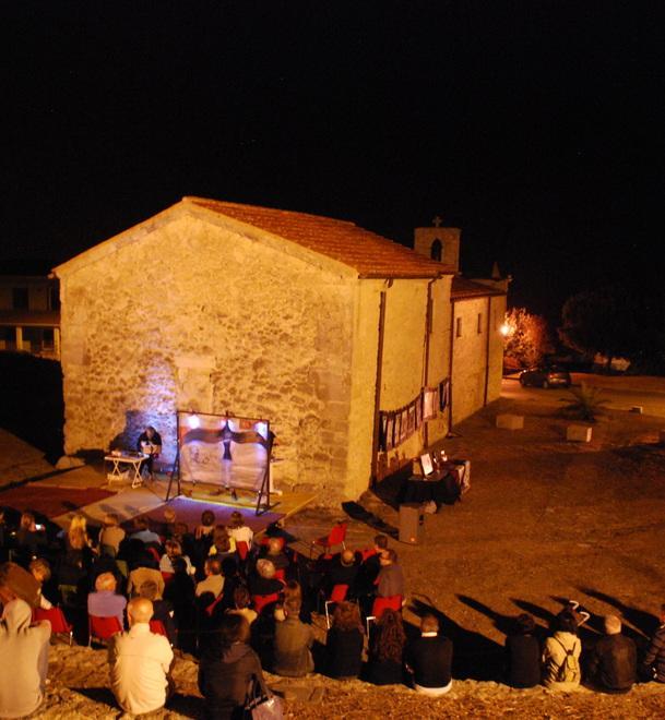 Il piccolo anfiteatro naturale diventa sede di spettacoli