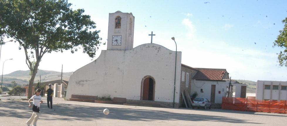 Borgata divisa sull’operazione del sacerdote 