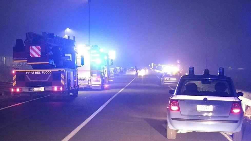 Picchia la moglie, ma il figlio avverte la polizia: arrestato capo rom