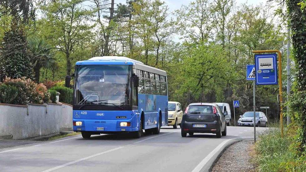 Viale Europa, lampioni spenti per dieci giorni