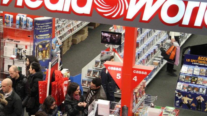 Sventata truffa a Mediaworld, tre persone denunciate