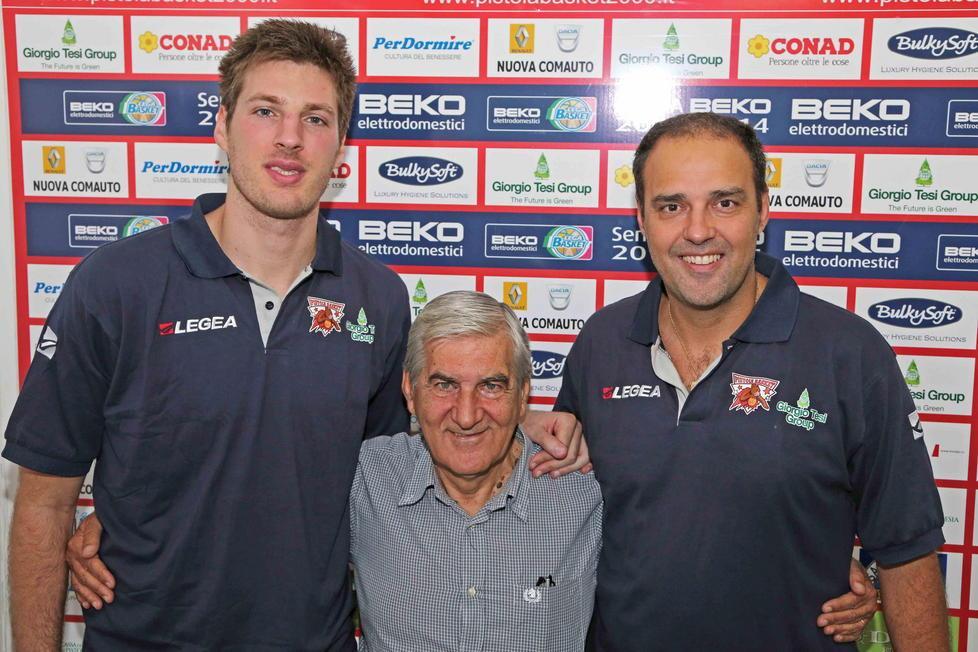 Magro vuole un posto da titolare nel Pistoia Basket 