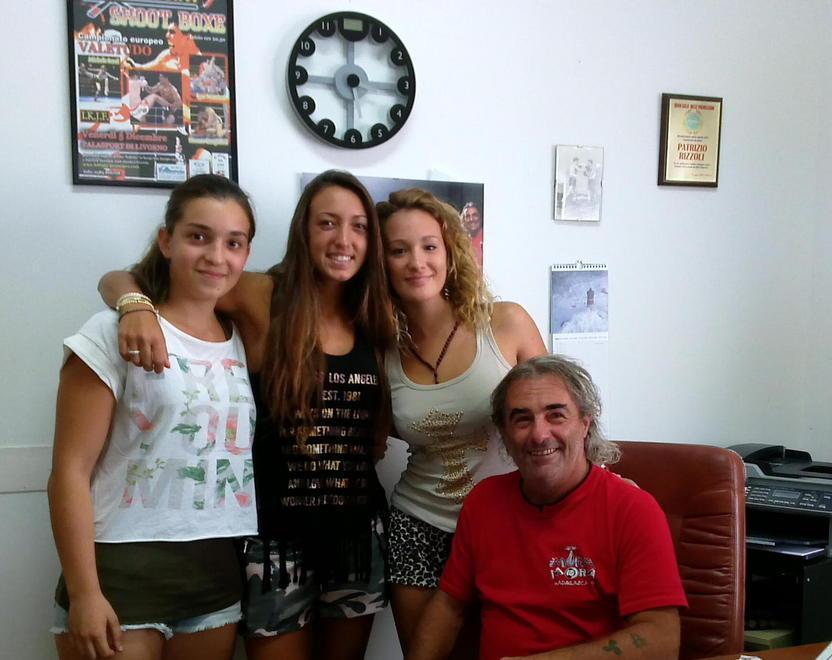 Sul ring in rosa, ecco le giovani campionesse di Kick Boxing 