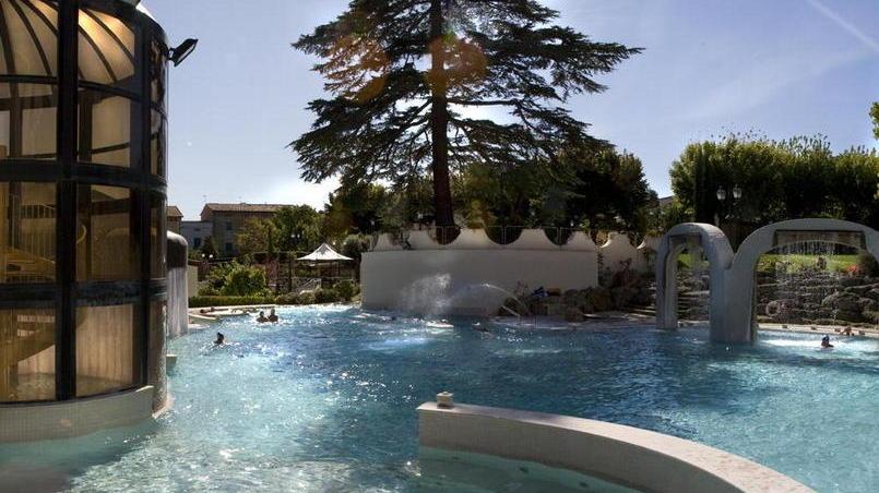 Ingresso gratuito in piscina per residenti e dipendenti