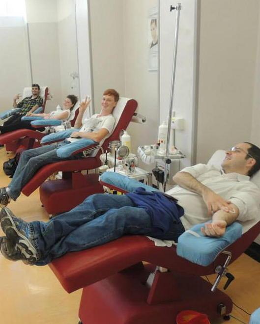 Appello ai donatori: «C’è bisogno di sangue»
