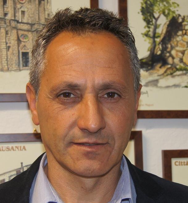 La finta unità salva la maggioranza 