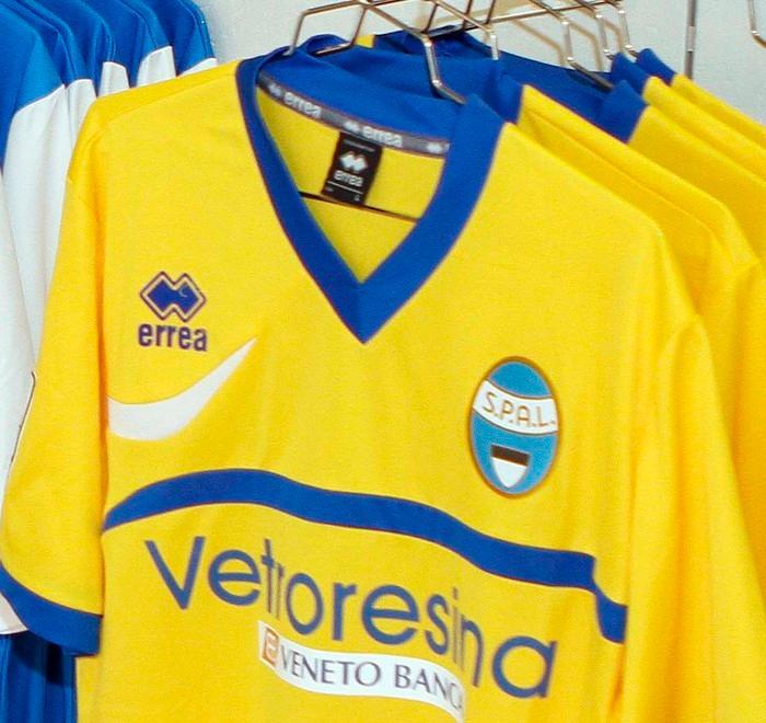 ESORDIO DELLA MAGLIA GIALLA
