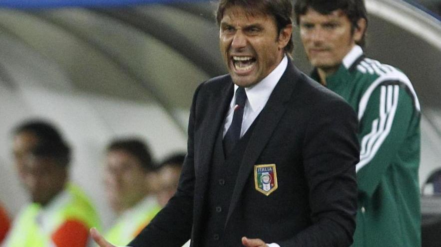 L’Italia ha la fame di Conte «Si riparte da uomini veri»