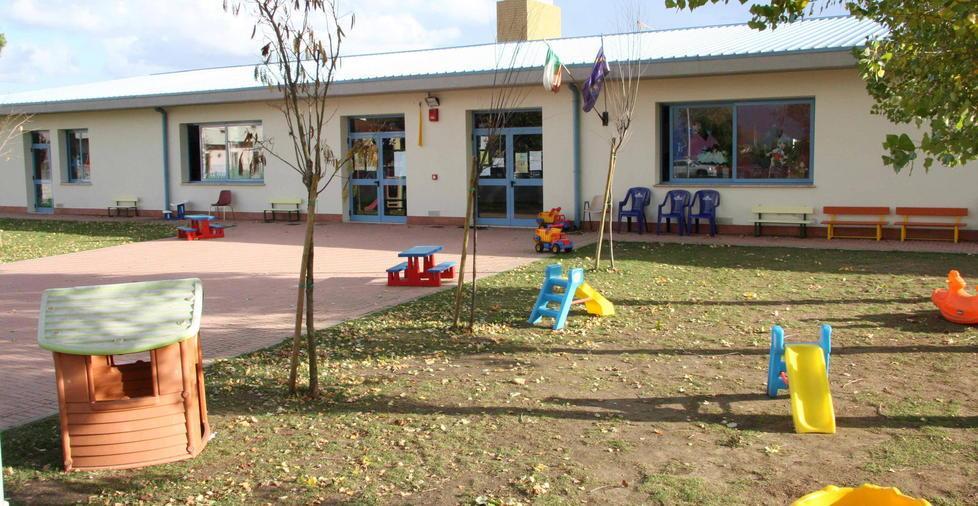 Scuole materne, orario ridotto per 4 classi 