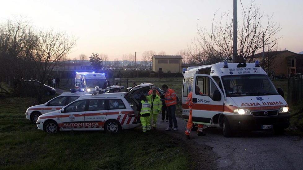 Tre feriti in uno scontro sulla via Camporcioni