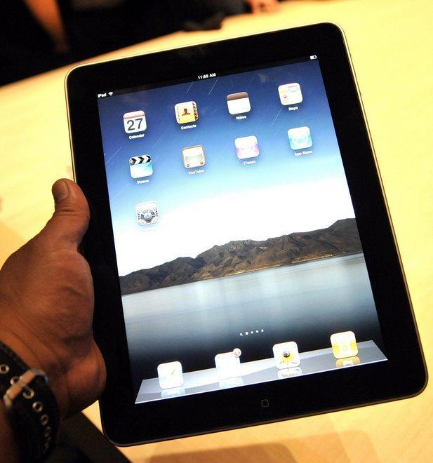 Ruba Ipad con Gps inserito: i carabinieri arrivano fino a casa sua 