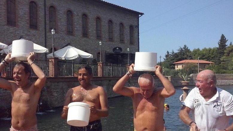 Doccia gelata per (alcuni) politici