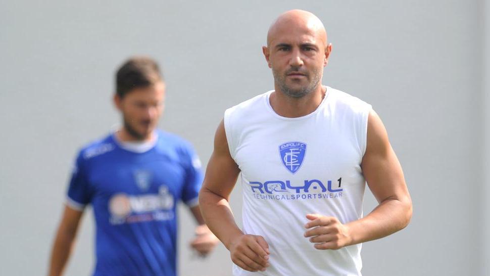 Il bomber Maccarone lavora a parte e... spegne le candeline