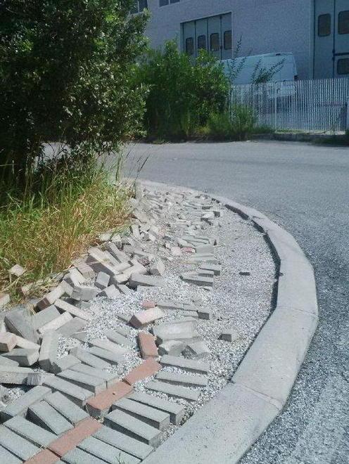 Le aziende accusano: l’area del Portone in stato di abbandono 